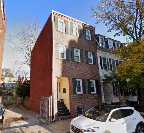 Foto principal - 14 Edgerly Pl