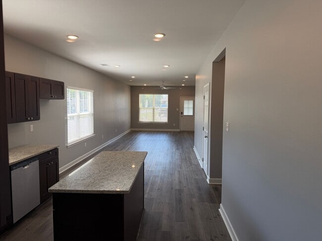 Building Photo - 55 Wolfsbridge Lp