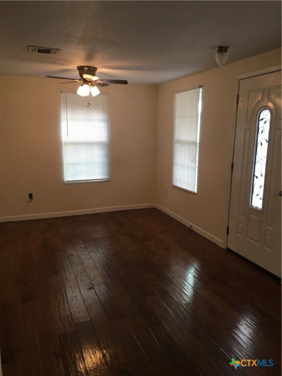 Foto del edificio - 613 S Laurel Ave