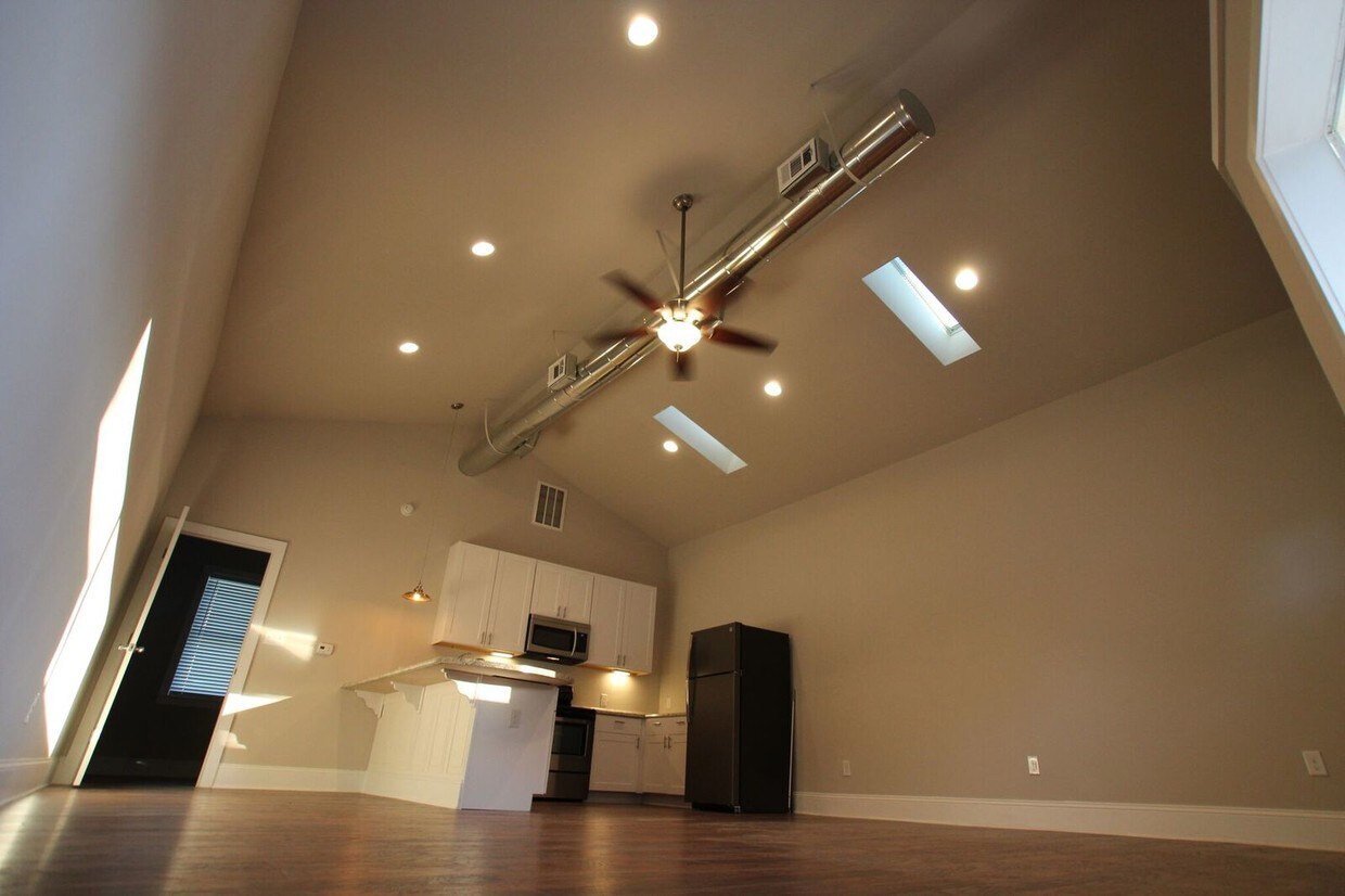 Foto principal - 804 Abercorn St