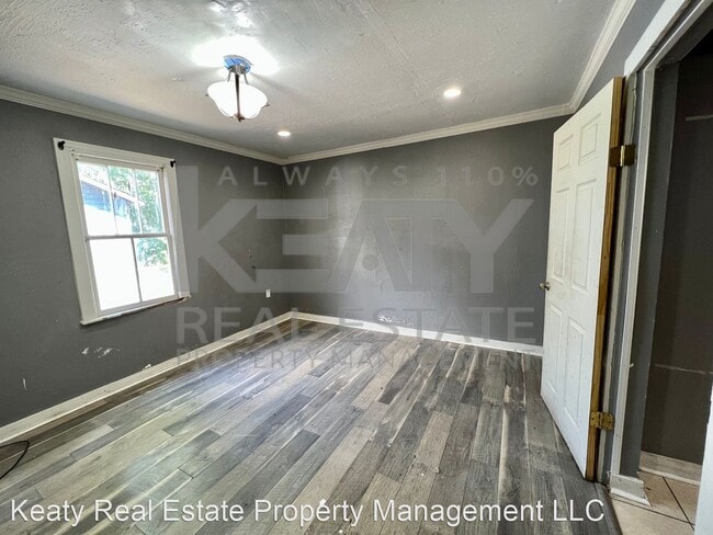 Building Photo - 3 br, 2 bath House - 623 Pershing Avenue