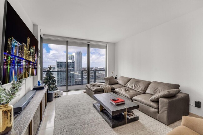Foto del edificio - 68 SE 6th St