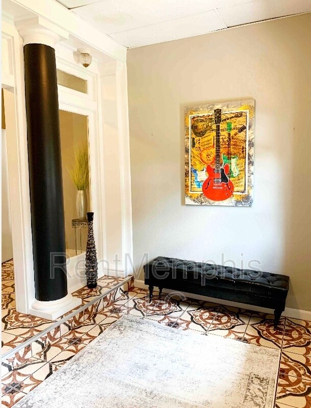 Foto del edificio - 1240 Peabody Ave