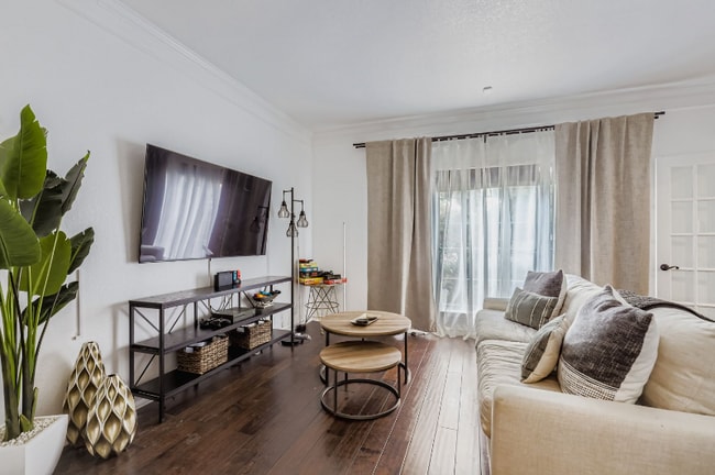 Foto del edificio - 6314 Old Harbor Ln