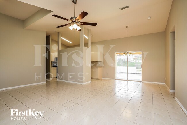 Foto del edificio - 1506 SE 19th Terrace