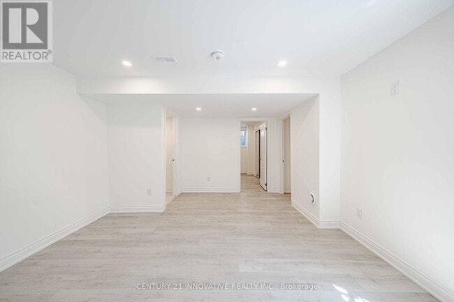 Building Photo - 921 Langford Blvd.