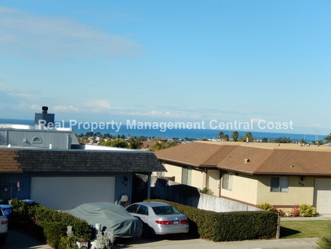 Building Photo - AVAILABLE AUGUST - Two Story Ocean View To...