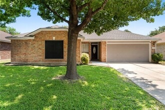 Building Photo - 1708 Jerusalem Dr