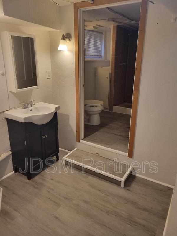 Foto del edificio - 1260 Vine St