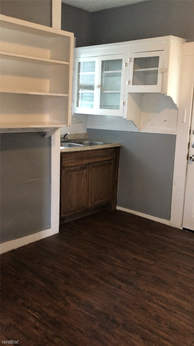Building Photo - 1 br, 1 bath  - 5408 S Flores St Unit #2