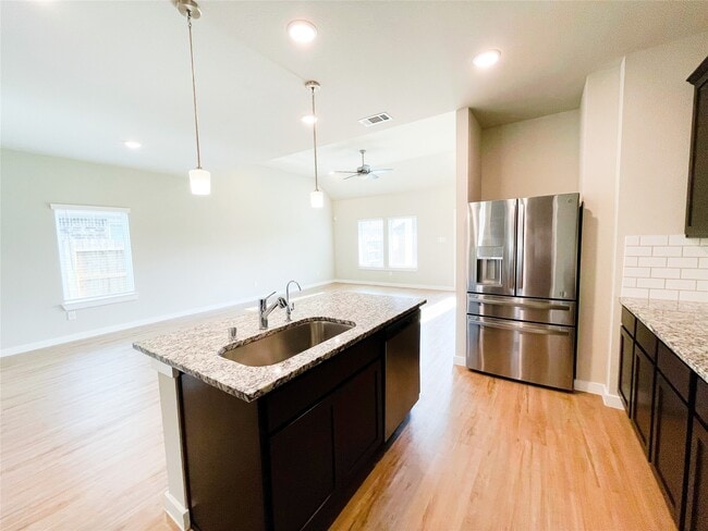 Foto del edificio - 8623 Oceanmist Cv Dr