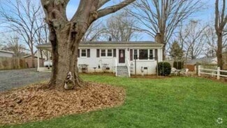 Building Photo - 2317 Penny Park Dr