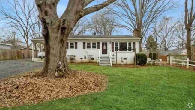 Building Photo - 2317 Penny Park Dr