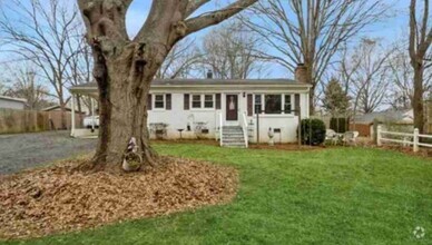 Building Photo - 2317 Penny Park Dr