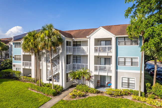 Building Photo - The Lauderdale at Hampton Pines