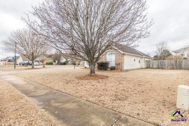 Foto del edificio - 462 Falkirk Dr