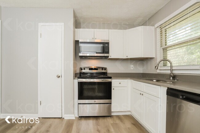 Foto del edificio - 7064 Stephens Ct.