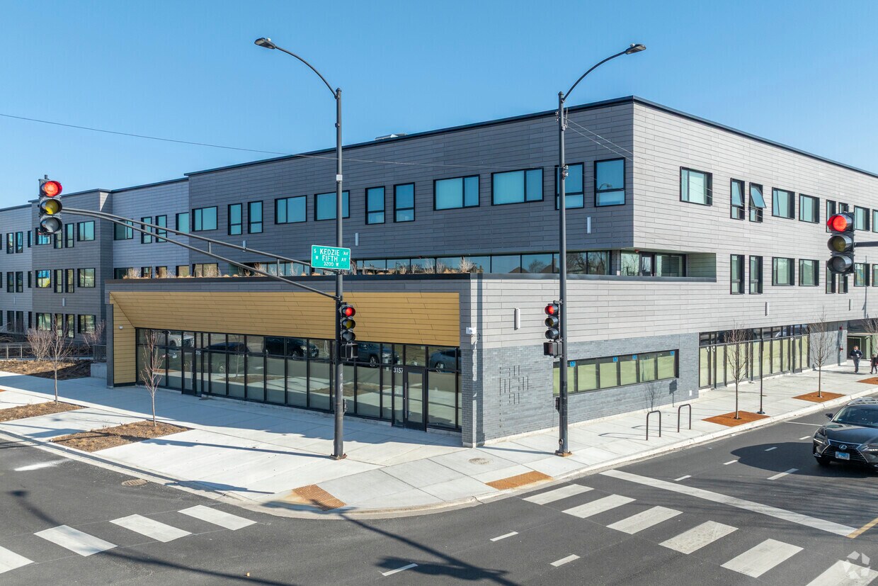 Primary Photo - Fifth City Commons