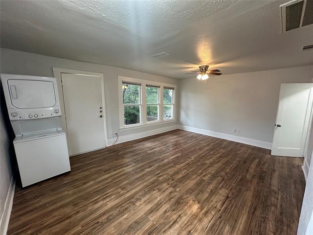 Foto del edificio - 819 N Marsalis Ave