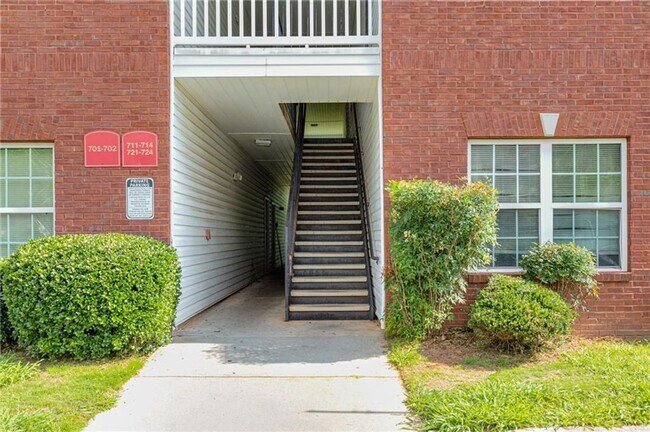 Building Photo - 7712 Autry Cir