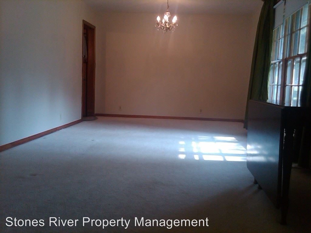 Building Photo - 1006 Walton Dr