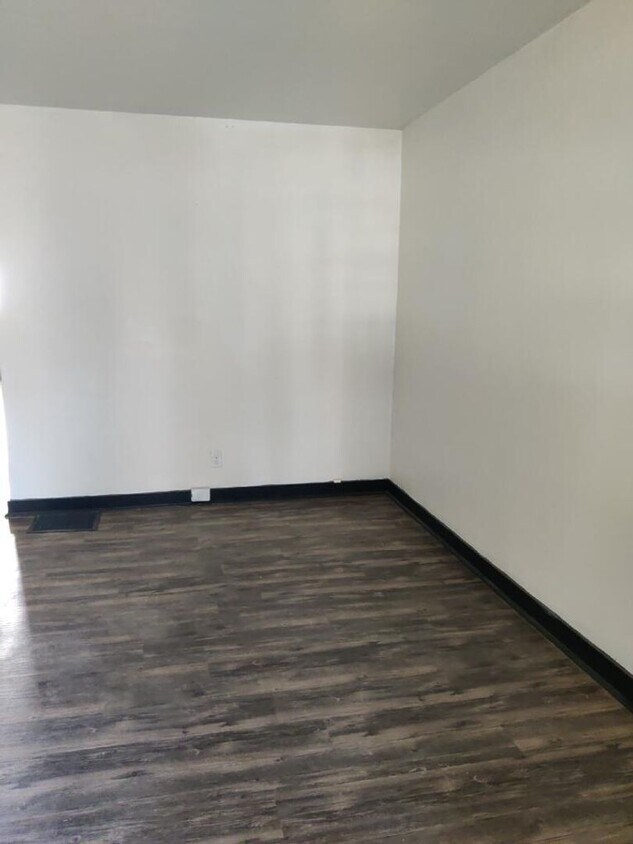 Foto del edificio - 1103 Lane Ave