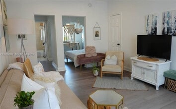 Building Photo - 1227 Euclid Ave