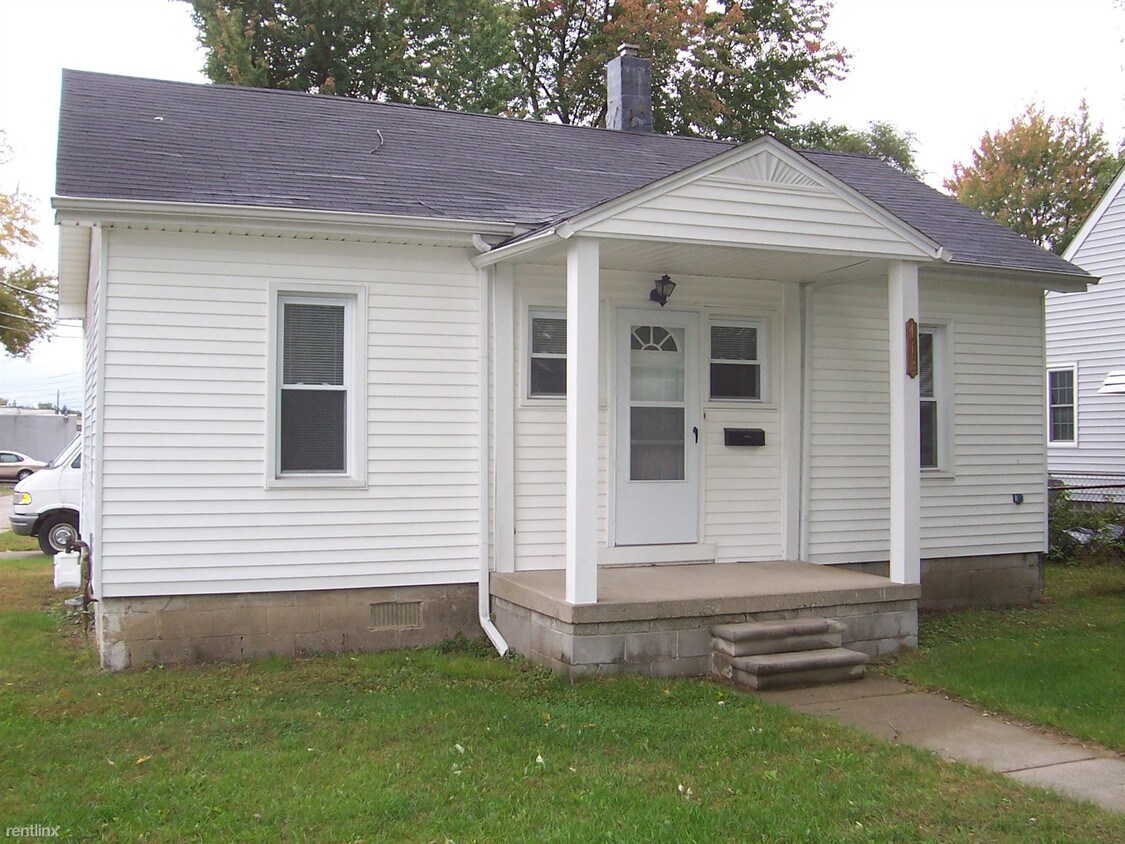 Primary Photo - 412 Midland Blvd