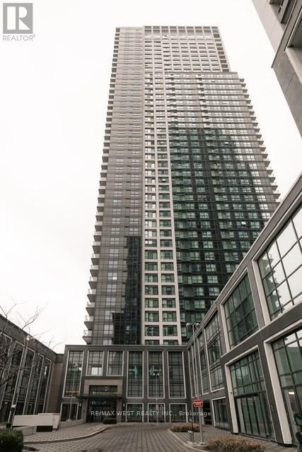 Building Photo - 5 Mabelle Ave