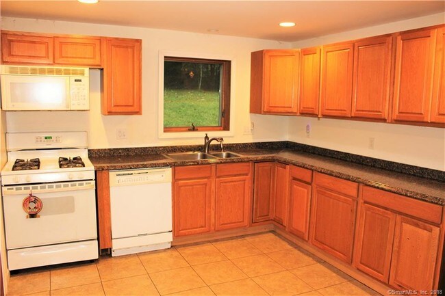 Foto del edificio - 238 Zion Hill Rd