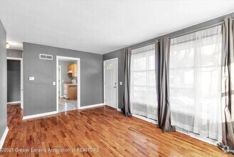 Building Photo - 1420 Snyder Rd