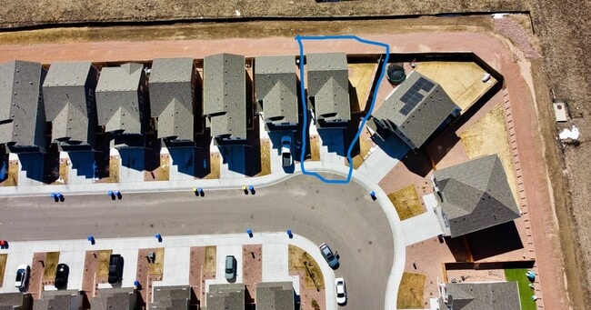 En un callejón sin salida parcial, nudillo - 10831 Rowena Wy