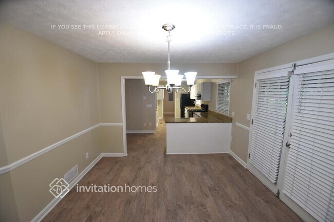 Foto del edificio - 5444 Wilder Dr