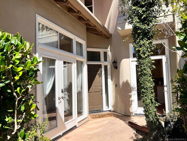 Building Photo - 9809 Keeneland Row