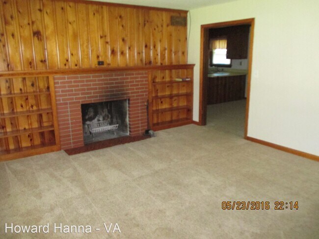 Foto del edificio - 3 br, 1.5 bath House - 1460 Lakeview Drive
