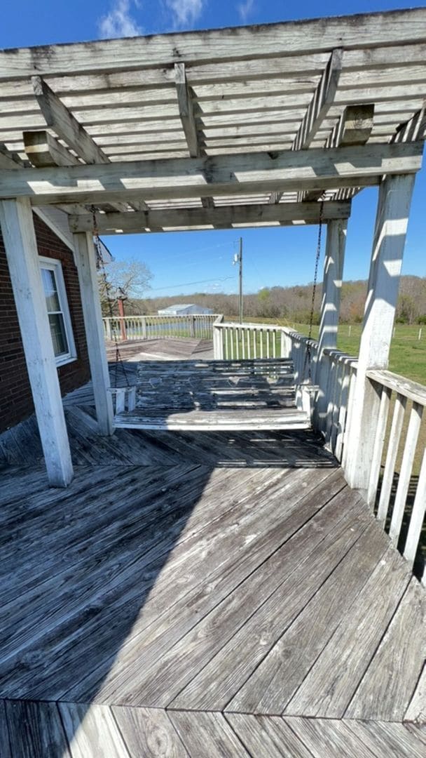 Building Photo - Home in the Country