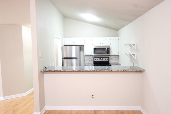 Building Photo - 1408 SW 23rd St