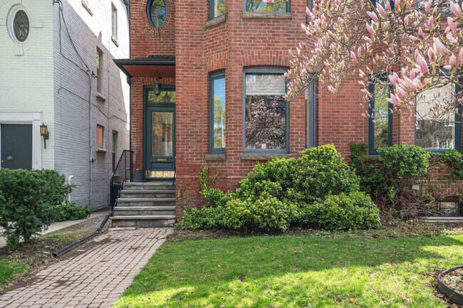 Building Photo - 21 Chicora Ave