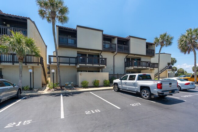 Building Photo - 5650-5A1A A1A S