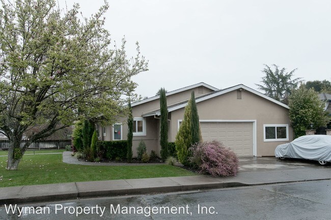 Foto del edificio - 3 br, 2 bath House - 1095 Pratt Avenue