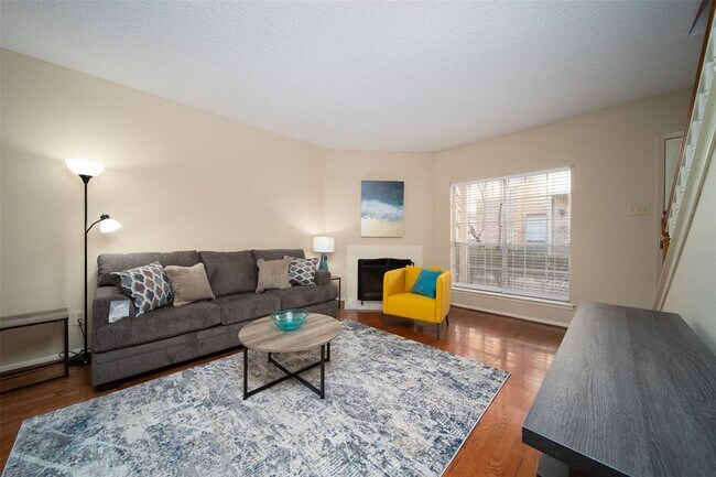 Foto del edificio - 7575 Cambridge St