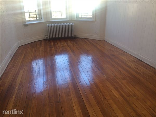 Fotografía del edificio - 6087 68th Ave