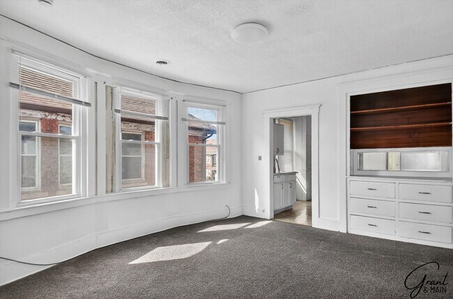 Foto del edificio - 72-74 Pilgrim St. - TLVN Properties LLC