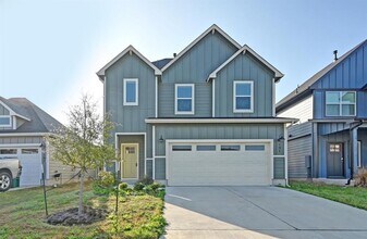 Building Photo - 191 Frogmore Lp