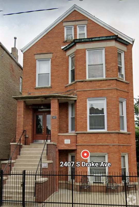 Building Photo - 2407 S Drake Ave