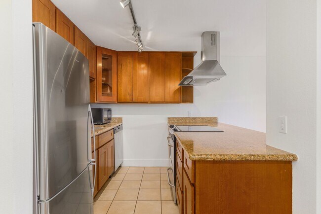 Foto del edificio - East Slope Queen Anne 1 Bedroom Condo