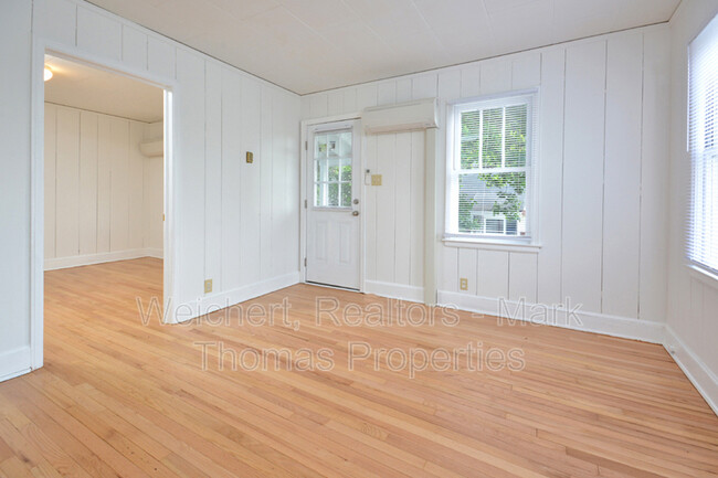 Building Photo - 3701 Turrentine St