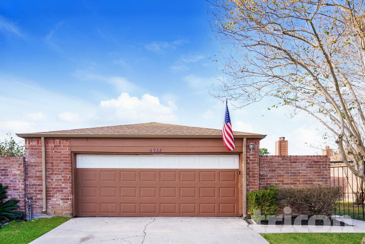 Foto principal - 6922 Clee Ln