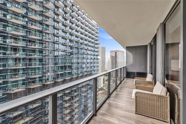 Foto del edificio - 801 S Miami Ave