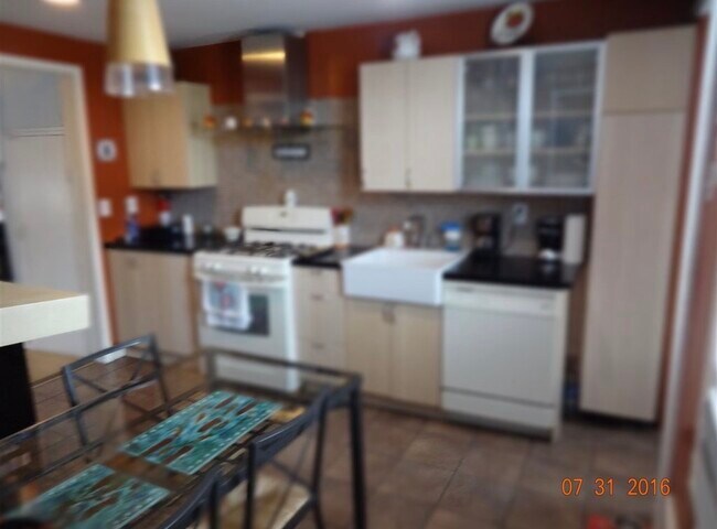 Foto del edificio - 2129 Kennedy Blvd